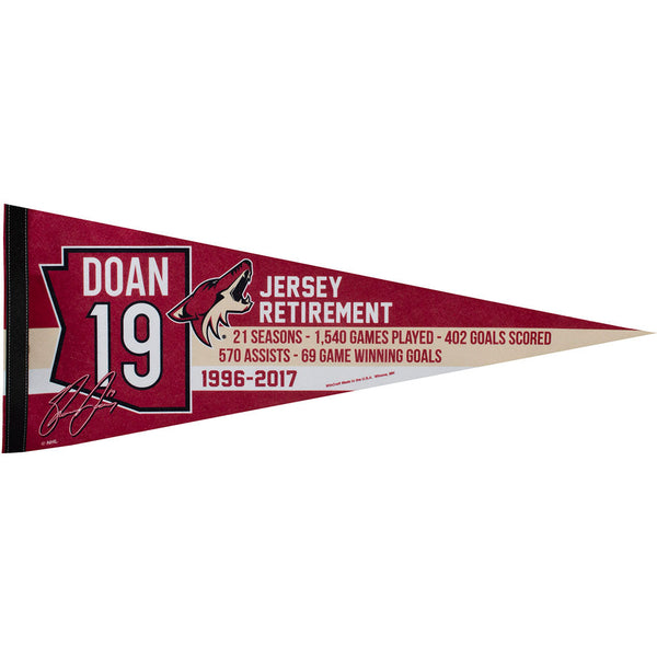 Arizona Coyotes Shane Doan Player Pennant in Red - Front View